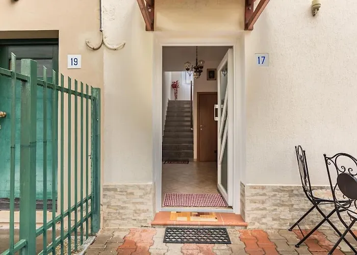 Monji Апартаменты Фаэнца